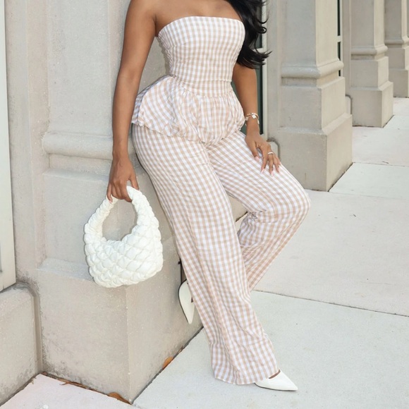 Fashion Nova Plaid Strapless Jumpsuit – Tan Gingham | XS | NWT - Picture 3 of 6